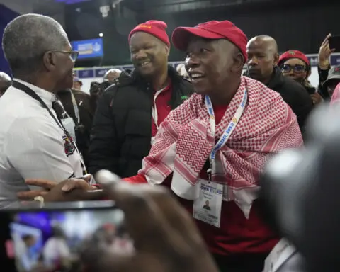 South African opposition parties holding crunch talks on the ANC's unity plan. But deep rifts remain