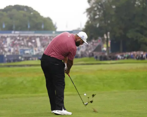 Ryan Fox rallies to win European tour's top event at Wentworth