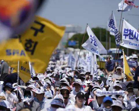 South Korea orders doctors who joined protracted strike over medical school plan to return to work