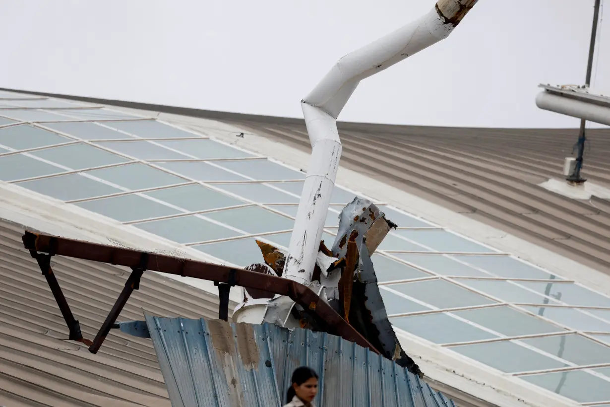 Roof collapses at the Indira Gandhi International Airport in New Delhi