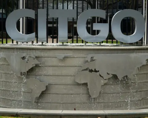 Venezuela representatives, US officials meet over Citgo auction