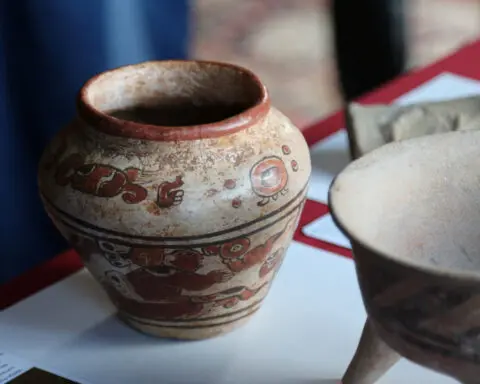 Antiquities returning to Mexico include Mayan vase sold for $4 in US store
