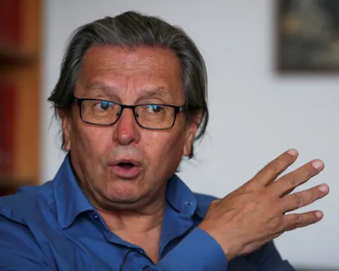 Colombia aims for peace deal with Segunda Marquetalia within two years