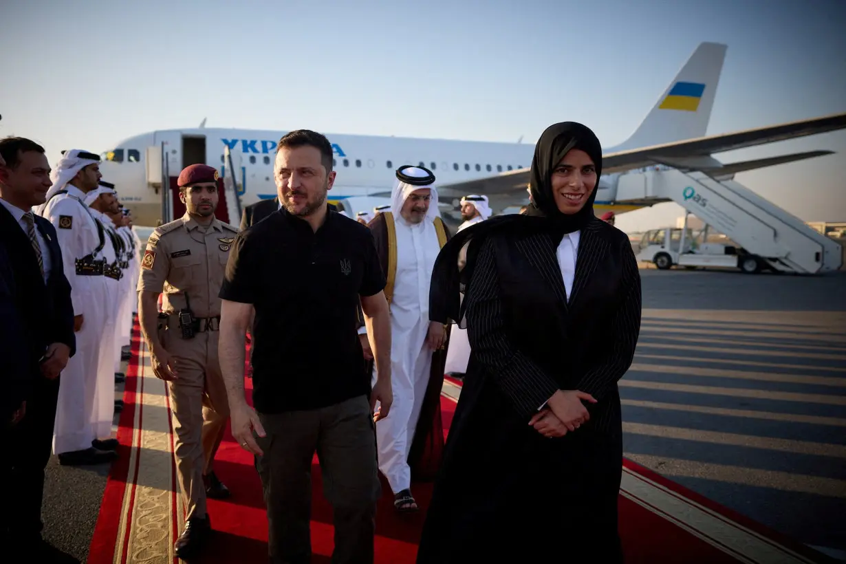 Ukrainian President Volodymyr Zelenskiy and Qatari Minister of State for International Cooperation at the Ministry Of Foreign Affairs, Lolwah Bint Rashid Al Khater meet in international airport in Doha