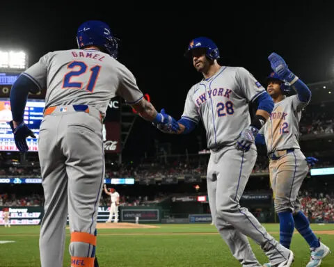 MLB roundup: After wild 10th inning, Mets top Nats