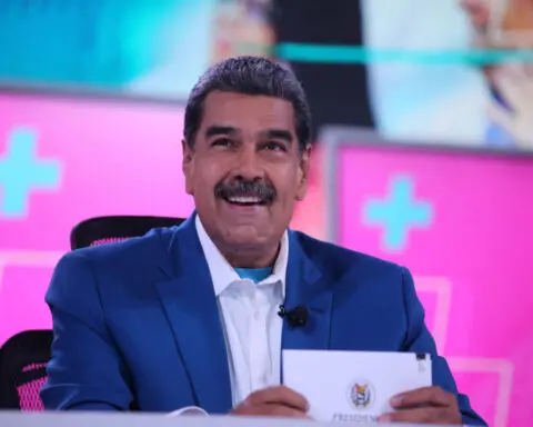 US says it's still open to talks with Venezuela after Maduro announces meeting