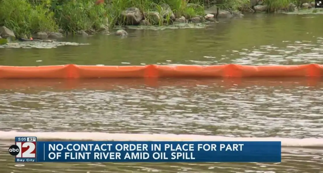 1,200 gallons of oil removed from Flint River since spill last week