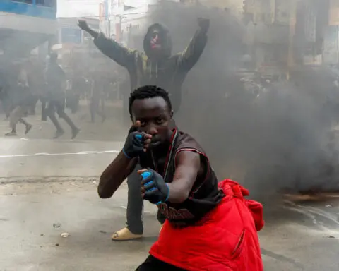 Tear gas, stones and flames as Kenya protesters say 'Ruto must go!'