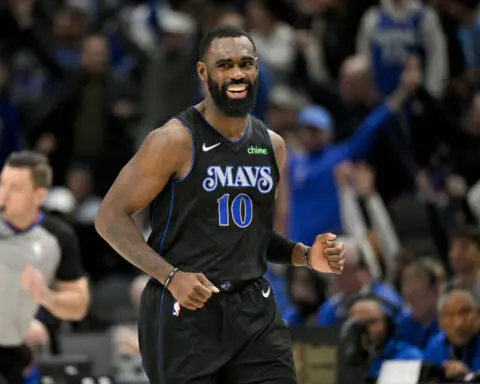 Report: Mavs trading Tim Hardaway Jr. to Pistons