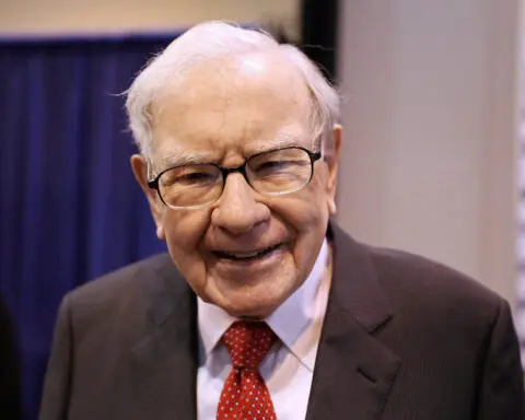 Berkshire shares gain as 'built to last' conglomerate posts record profit