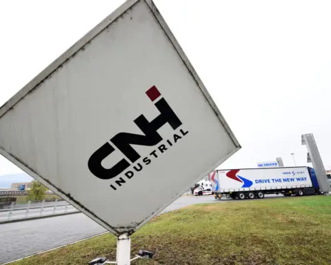 CNH Industrial profit rises on higher prices