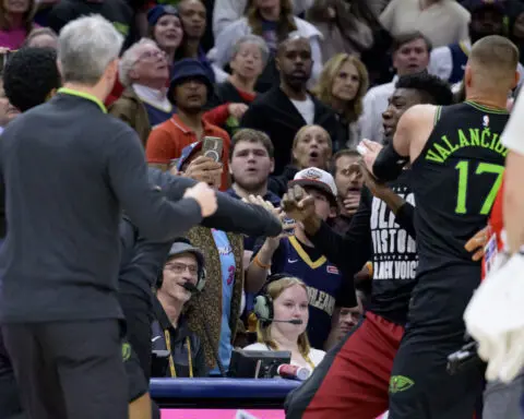 Heat's Jimmy Butler, 3 others, ejected after scuffle with Pelicans