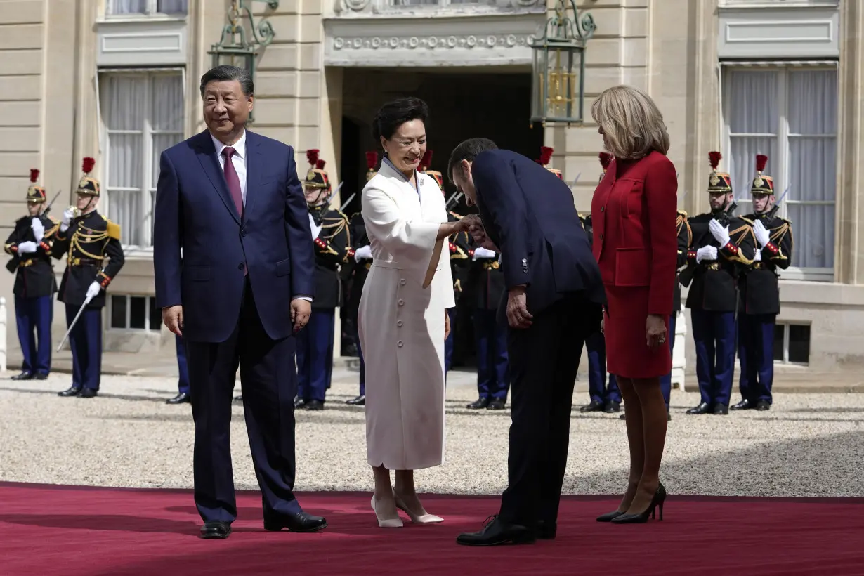 Macron puts trade and Ukraine as top priorities as China's Xi opens European visit in France