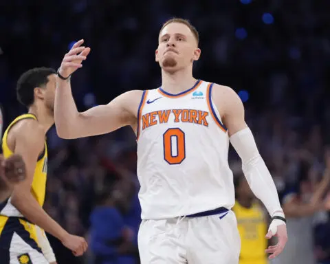 Brunson scores 43, rallies Knicks to 121-117 win over Pacers in Game 1 of Eastern Conference semis