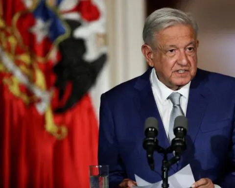 Mexico will help, provide oil to Cuba, Lopez Obrador says
