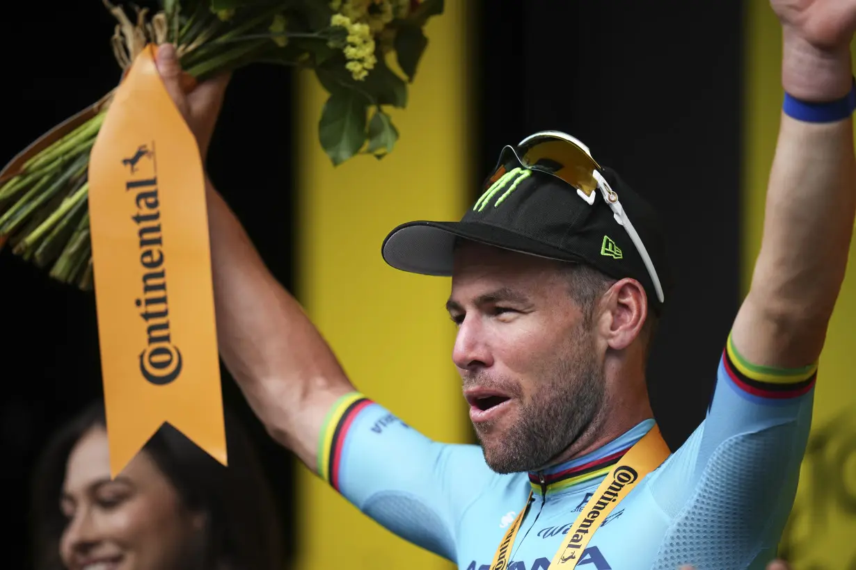 Cavendish breaks Merckx’s record for most career Tour de France stage wins with his 35th victory