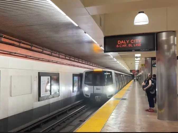 Elderly woman dies after being pushed into BART train in San Francisco; suspect arrested