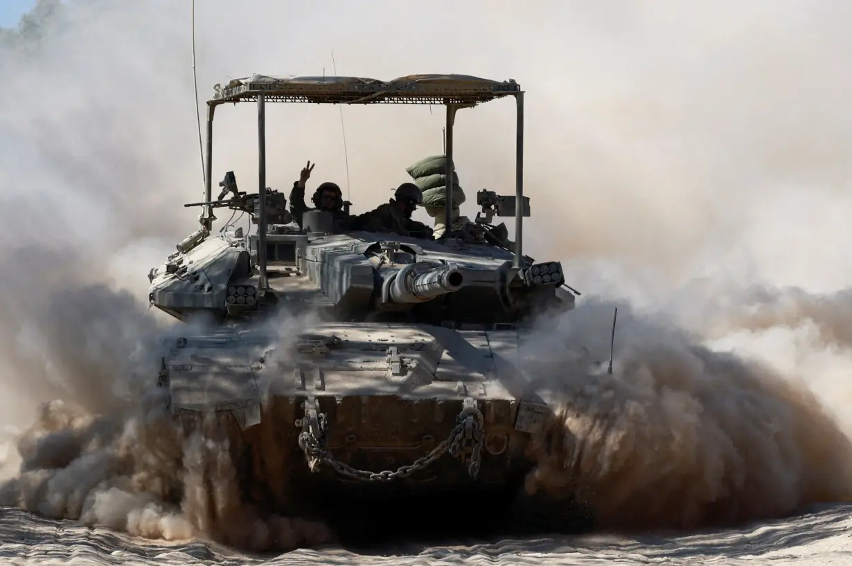 Israeli tank manoeuvres near the Israel-Gaza border