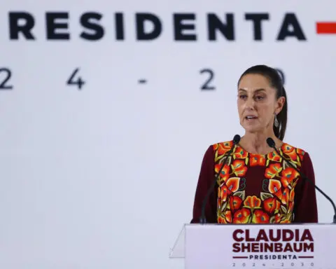 Mexico's Sheinbaum says Supreme Court is not "acting correctly"