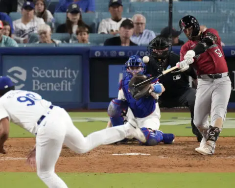 Christian Walker hits 16th and 17th career homers at Dodger Stadium, Diamondbacks rout Dodgers 12-4