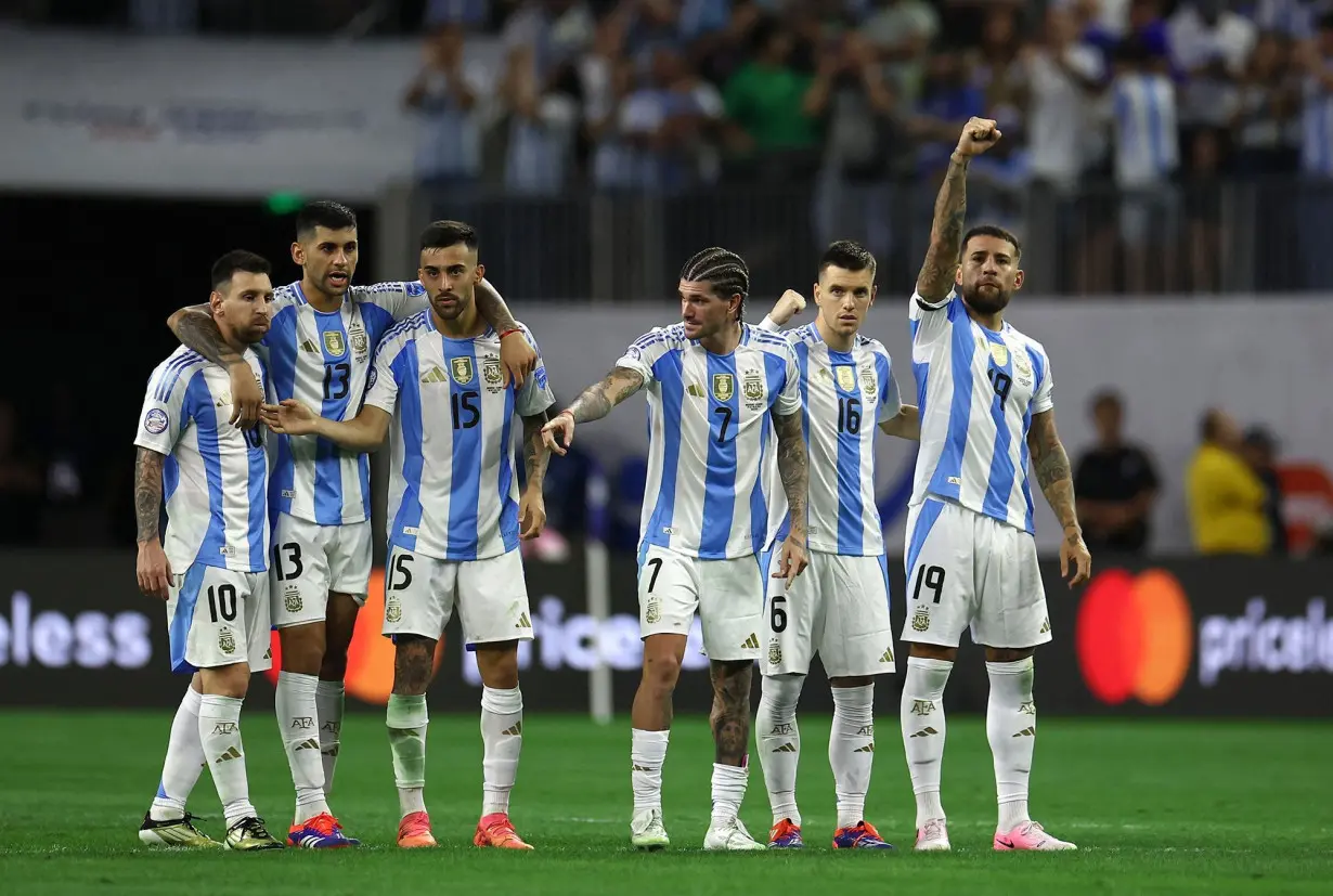 Lionel Messi misses penalty but Argentina still reaches Copa América semifinals