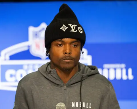 NFL-Vikings rookie Jackson, two others killed in car crash