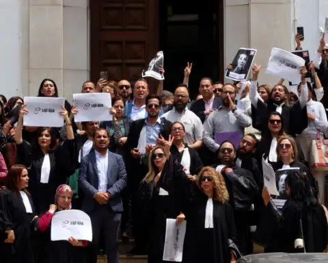 Tunisian court jails prominent critic of president