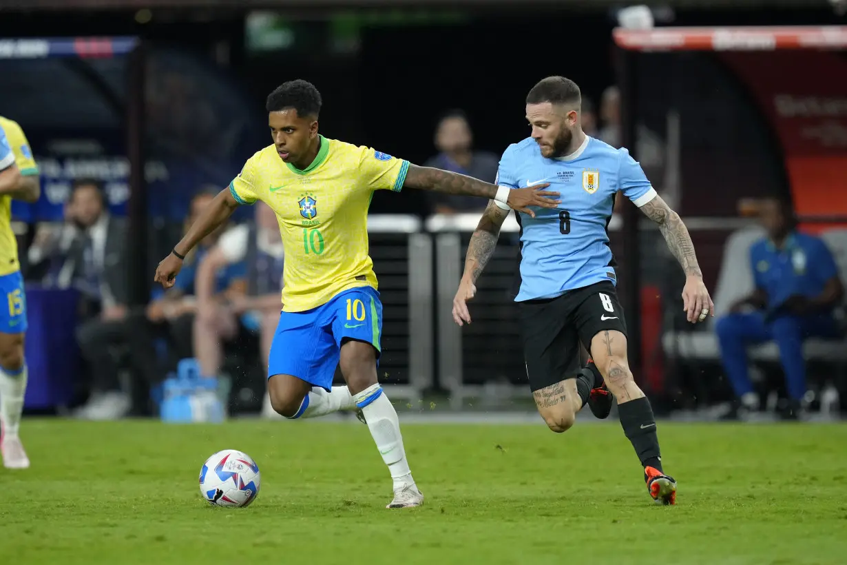 Soccer: Copa America-Quarterfinal-Uruguay vs Brazil