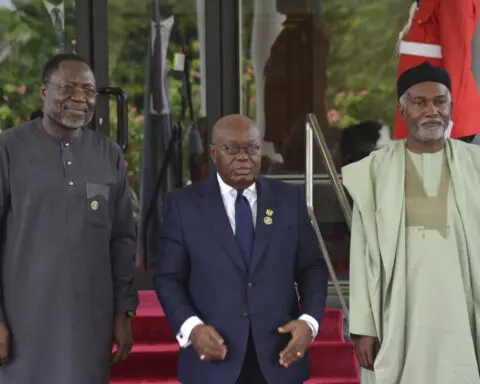 A weakened West Africa bloc asks Senegalese leader to try to convince breakaway states to return