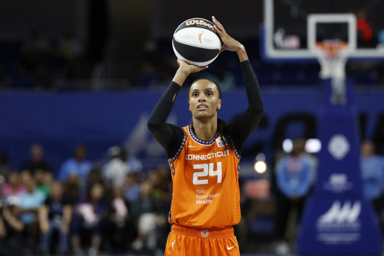 WNBA: Connecticut Sun at Chicago Sky