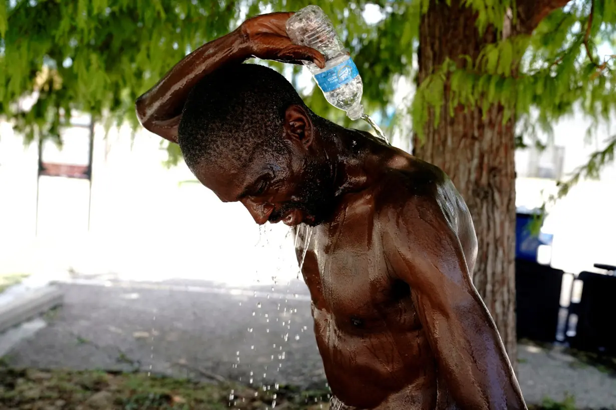 FILE PHOTO: Heatwave in Oklahoma City