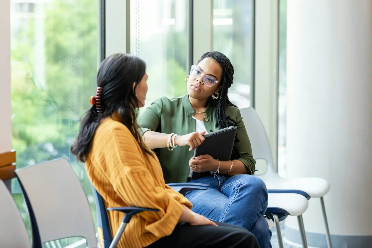 Navigating mental health treatment options can be overwhelming – a clinical psychologist explains why it’s worth the effort