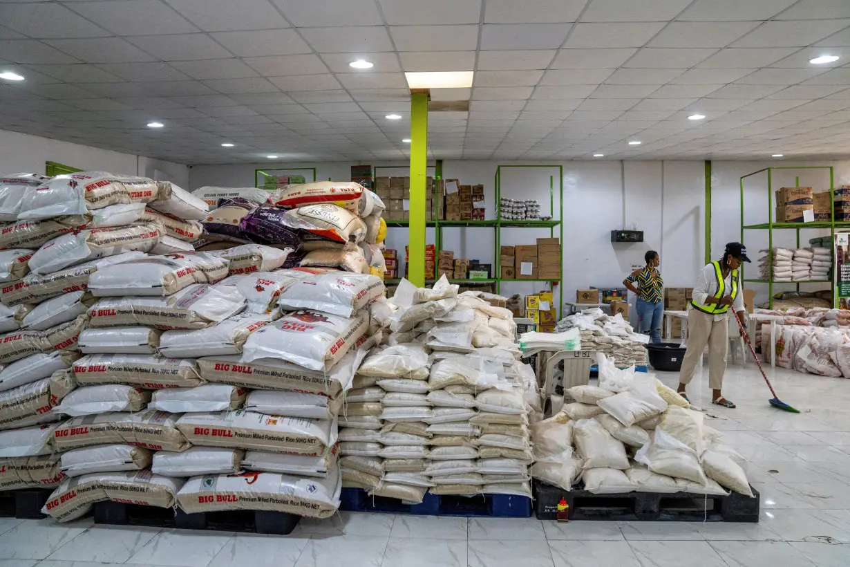 FILE PHOTO: Nigeria's food banks cut back on handouts as prices soar