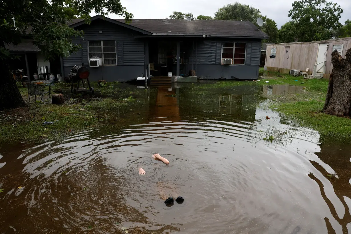 Aftermath of Hurricane Beryl, in Rosenberg