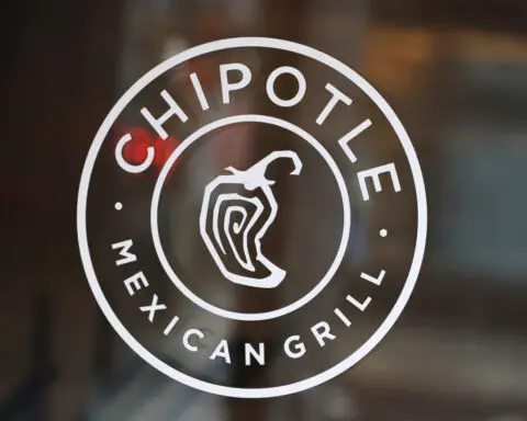 Chipotle Mexican Grill's CFO Hartung to retire next year