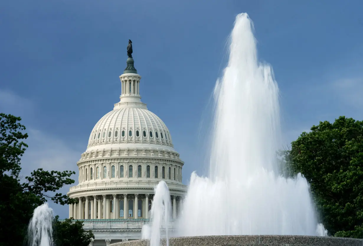 FILE PHOTO: A fountain in front of the U.S. Capitol in Washington