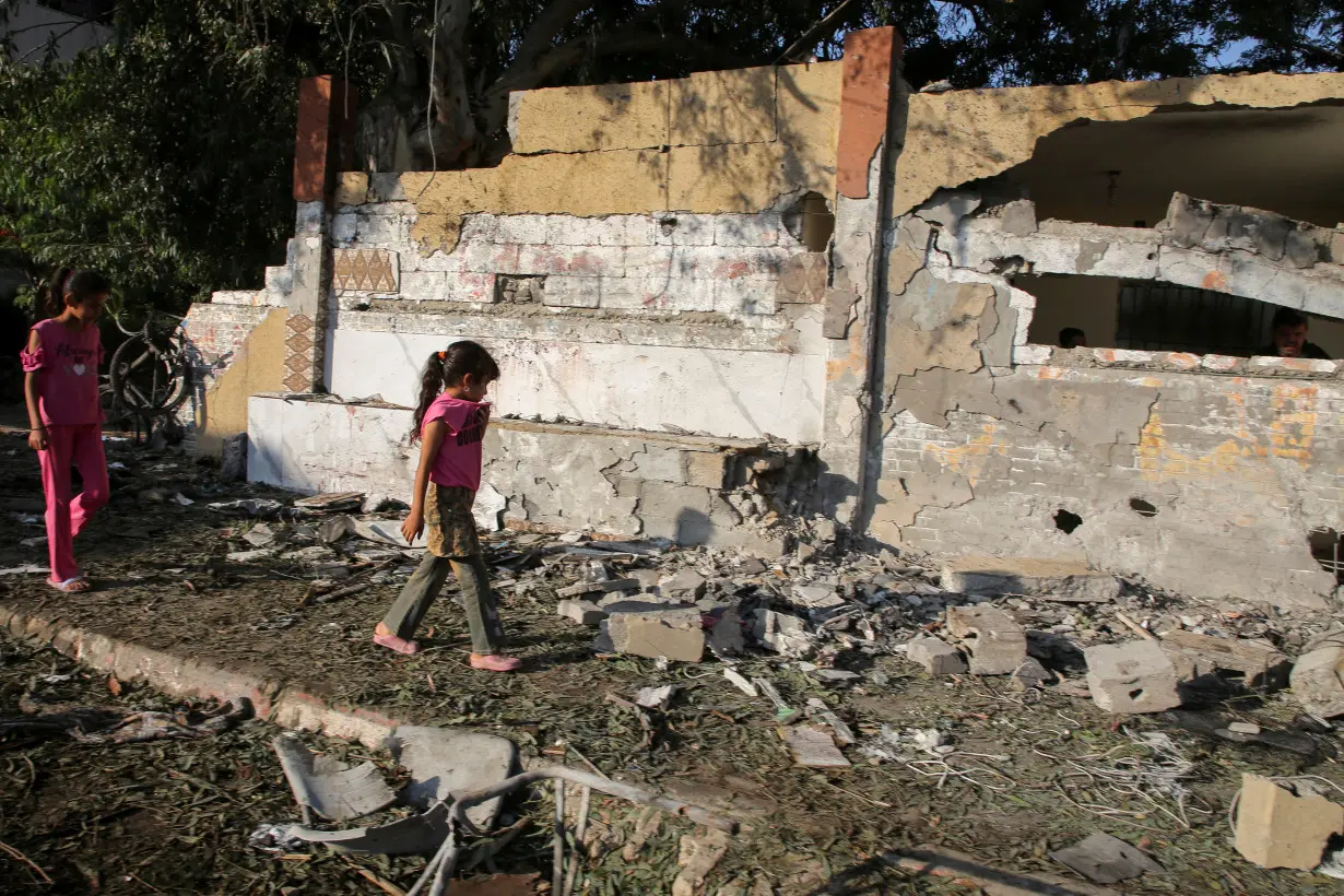 Aftermath of Israeli strikes in Khan Younis in the southern Gaza Strip