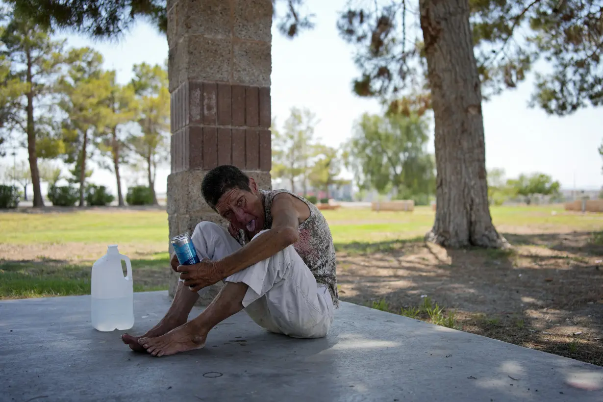 Las Vegas eyes record of 5th consecutive day over 115 degrees as heat wave continues to scorch US