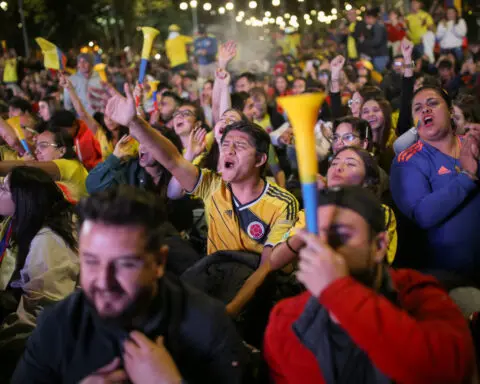 Soccer-Colombia beat Uruguay to reach Copa final, players clash with fans