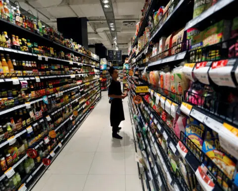 Thai consumer confidence hits 9-mth low in June on economic, political concerns