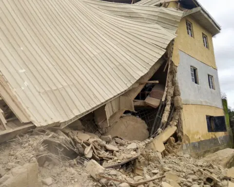 At least seven bodies pulled from collapsed school in central Nigeria
