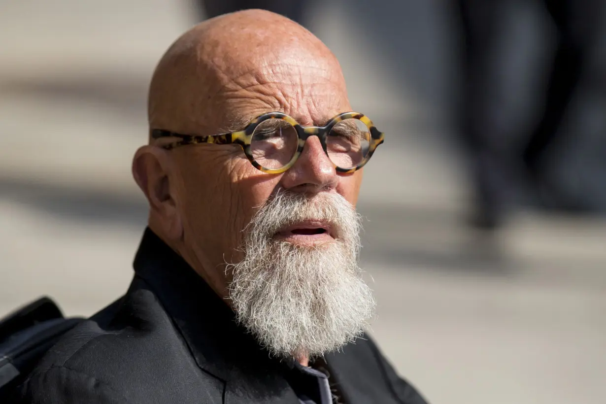 Artist and photographer Chuck Close arrives for 