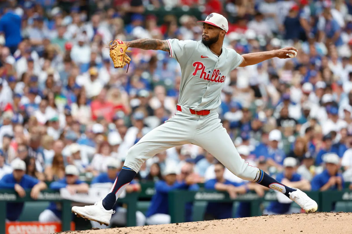 MLB: Philadelphia Phillies at Chicago Cubs