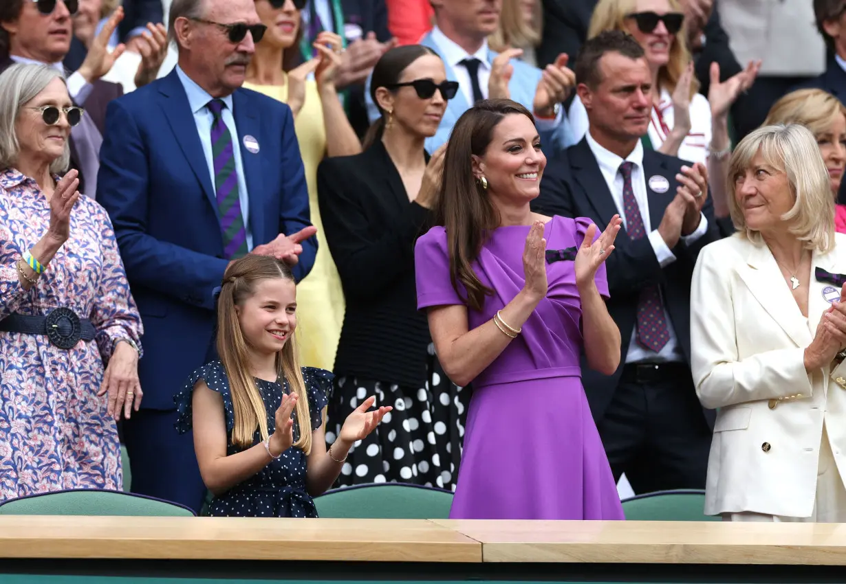 Princess of Wales receives standing ovation from Centre Court crowd as she attends Wimbledon men's final