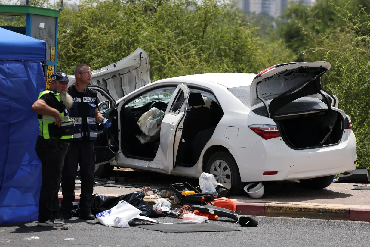 Suspected attack near a junction in Nir Tzvi