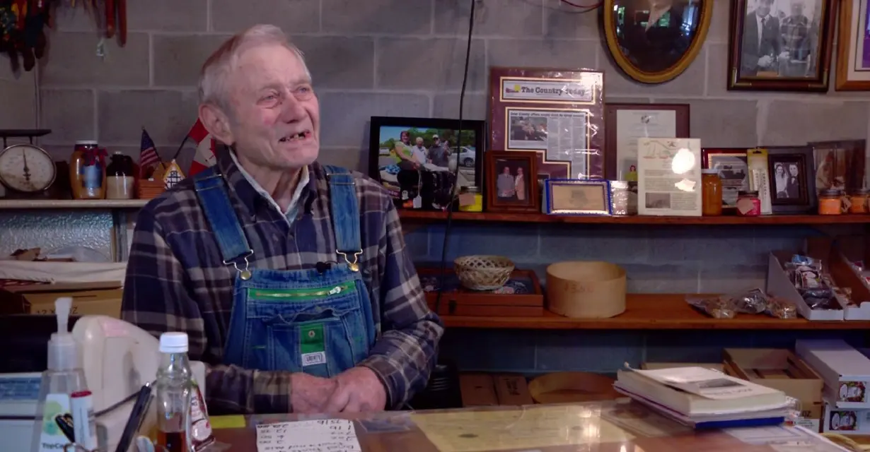 Secrets of a syrup maker: At 95, Roland Jorns still running Door County maple syrup shop