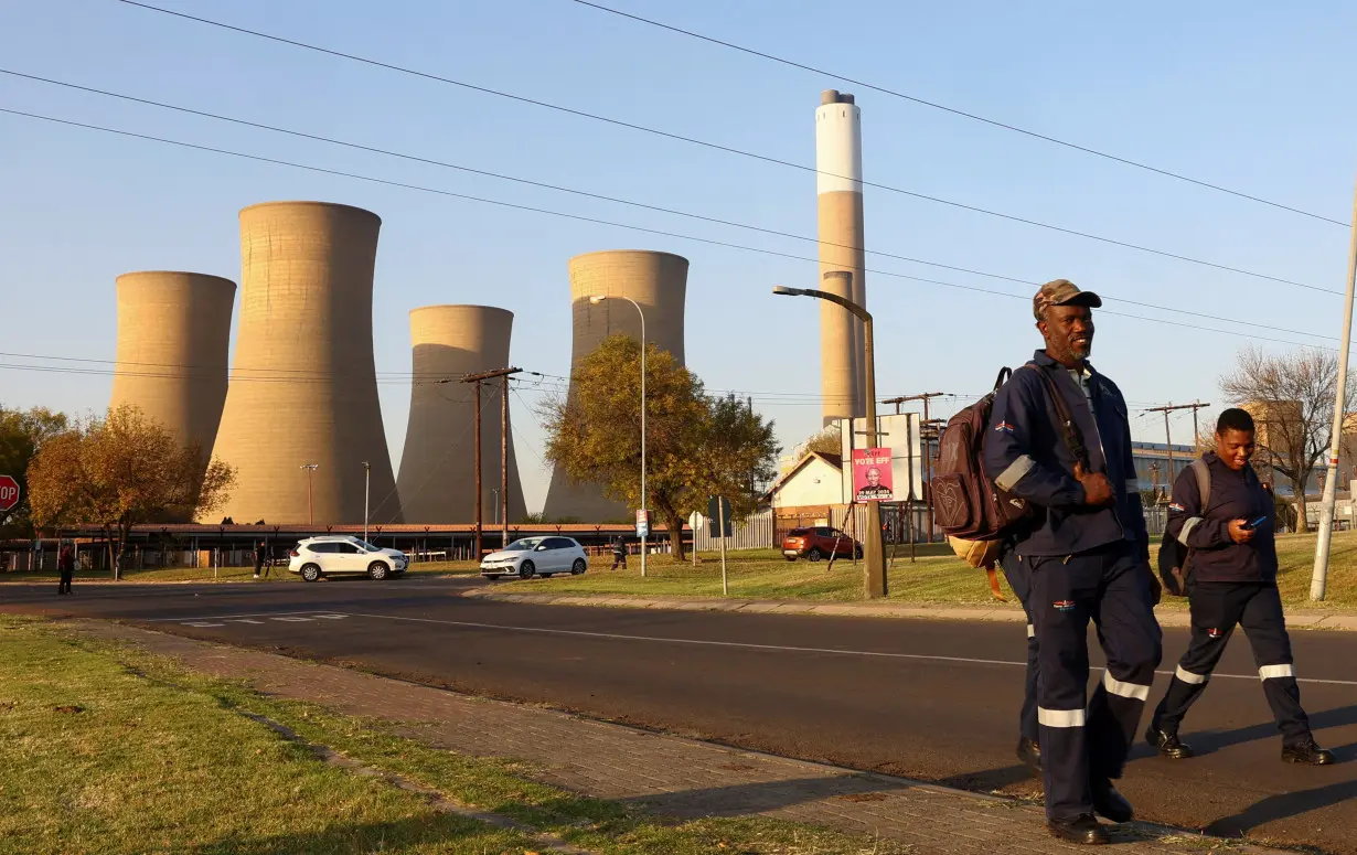 FILE PHOTO: South Africa's ANC walks political tight rope over coal plant shutdowns