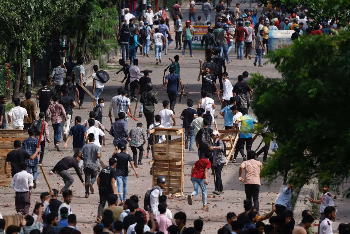 Bangladesh Chhatra League and anti-quota protesters engage in a clash in Dhaka