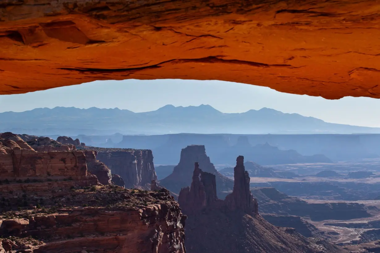 Father and daughter found dead at Canyonlands National Park after getting lost, running out of water in triple digit heat