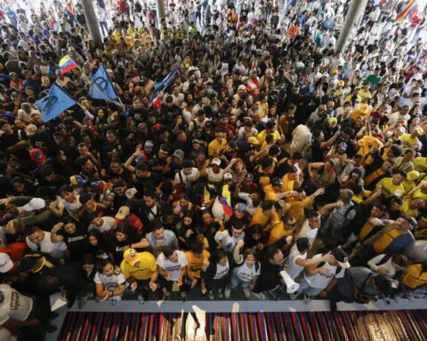 Over 70 arbitrary detentions reported days into campaigning for Venezuela election, NGO says